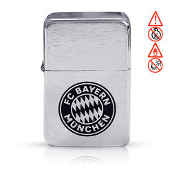 Zorro Benzinfeuerzeug " FC Bayern München "  Gebürstet / Logo Schwarz